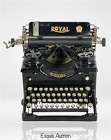Antique Royal Model 10 Typewriter