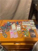Nice lot of girls jewelry & hair accessories