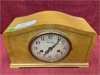 Herschede mantle clock in birch case. 8.5” x 5” x