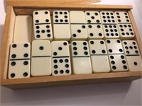 VINTAGE DOMINOES IN WOODEN BOX