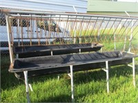 920) 10ft feed trough with hay rack
