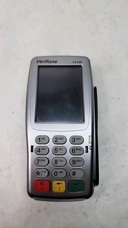 Verifone debit and credit card reader