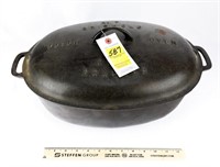 Griswold #7 Cast Iron Dutch Oven Oval Roaster &