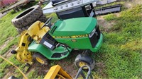 John Deere LX178 Lawn Mower Tractor