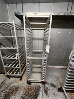 Metal pan rack