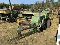 John Deere 336 Small Square Baler with Thrower