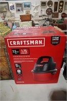 CRAFTSMAN 2.5 GAL WET/DRY VAC