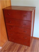 Simple Dresser