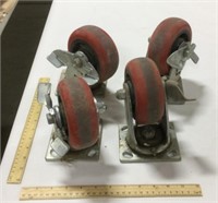 4 caster wheels