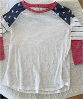 C3) Maurice’s small 3/4 sleeve top-no stains/tears