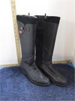 TEVA RIDING BOOTS -- SZ 7.5