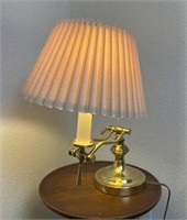 Dynasty Classics Swing Arm Brass Table Lamp