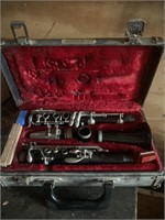 Hormandy Clarinet in case