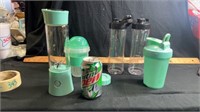 Rechargeable juicing cup & blender bottles