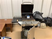 Commercial infrared charbroil grill with tank and