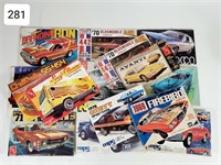 Lot of Old Model Kit Boxes (15 Folded)