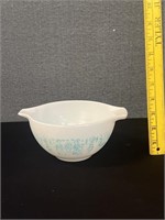 Vintage 1 1/2 Pint  Pyrex Amish Butterprint Bowl