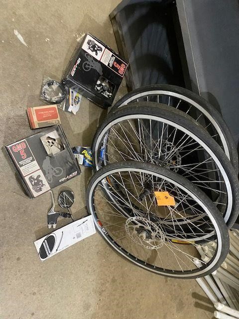 4 New Bicycle tires and brake lot set