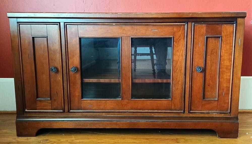 65" WOOD TELEVISION STAND ENTERTAINMENT CABINET