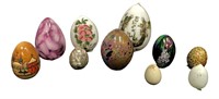 Collection Art Glass, Porcelain & Abalone Eggs