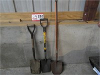 Long Handle Pointed Shovel, 2 - Spades