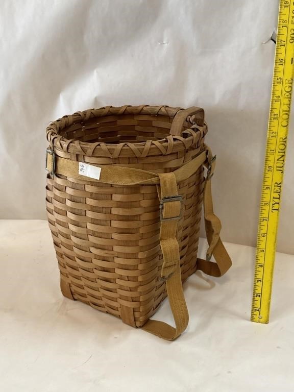 Antique Adirondack Trapper Basket