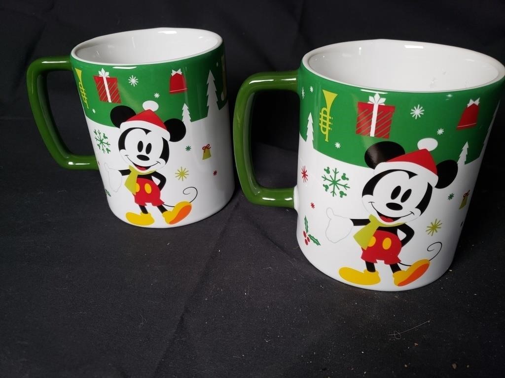 MICKEY MOUSE HOLIDAY MUGS