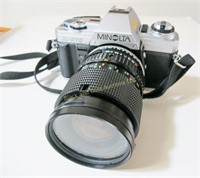 Minolta X-370 camera with bag