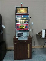 IGT 3 Coin .25 cent Slot Machine