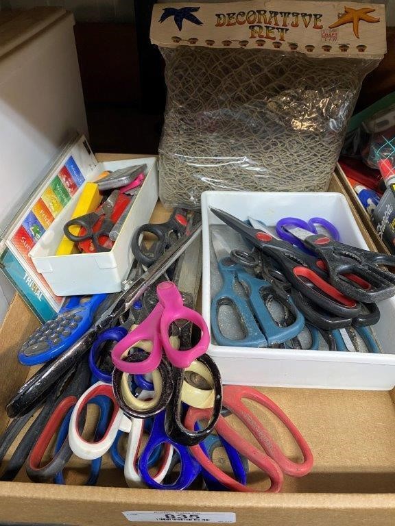 Assorted Scissors & Cutting Blades, Decorative