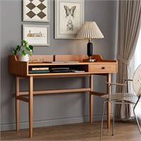 ukorua Vintage-Style Desk with Scandinavian Flair,