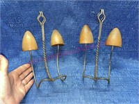 (2) Unusual shoe hangers