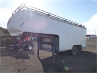 1991 WLCRG CVG2427 T/A Enclosed Trailer