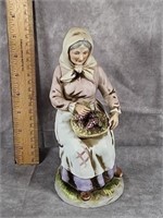 OLD LADY WITH GRAPES FIGURINE