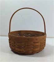 1981 Longaberger Round Darning Basket with