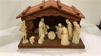Vintage nativity measures 11 x 7 x 6.     1442