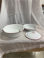 (2) Red / White Granite Wash Pans / Lid