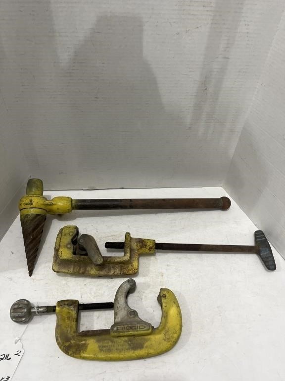 (3) Tube Cutters and Pipe Reamer