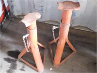 P729-  Pair Of Jack Stands