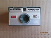 Camera 1960's KODAK Hawkeye Instamatic Camera