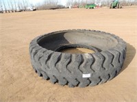 Large 8' Tire Hay Feeder