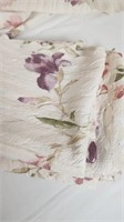 4 tablecloths with a floral print. each
