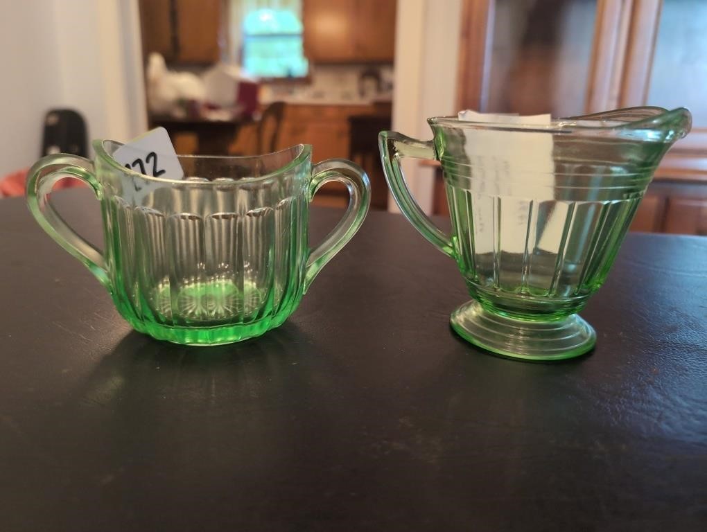 Depression green sugar and creamer (non matching