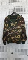 Men's camouflage polyfoam hooded zippered