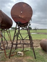 Fuel tank on stand