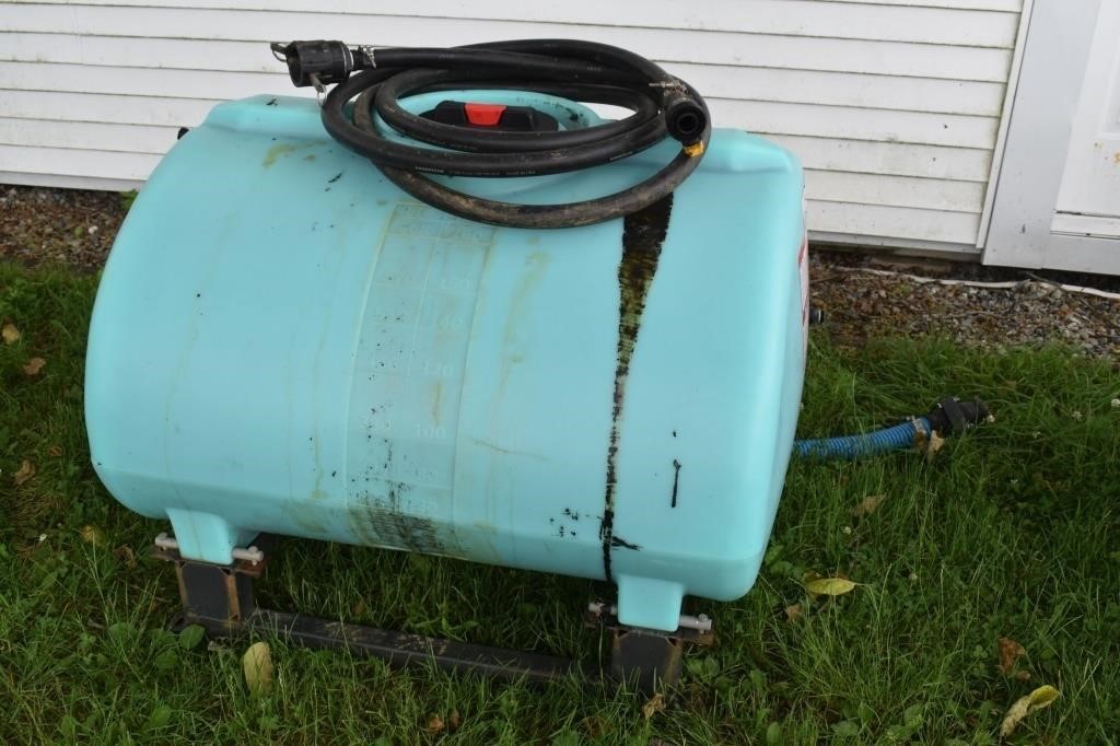 Enduraplas 160 gallon spray tank with outlet flex
