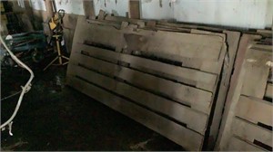 Five 40x95 wooden divider panels