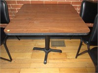 Commercial Resteraunt Style Table