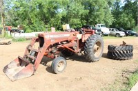 Allis Chalmers D19 Gas Tractor