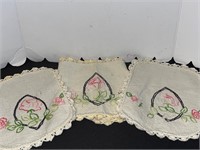 Vintage Embroidered Rose Kitchen Linens